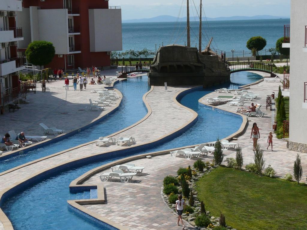 Private Apartments In Privilige Fort Beach Елените Экстерьер фото